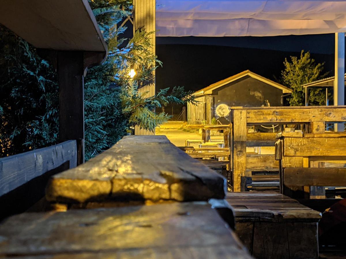 Rifugio Silone Hostel Pescina Kültér fotó